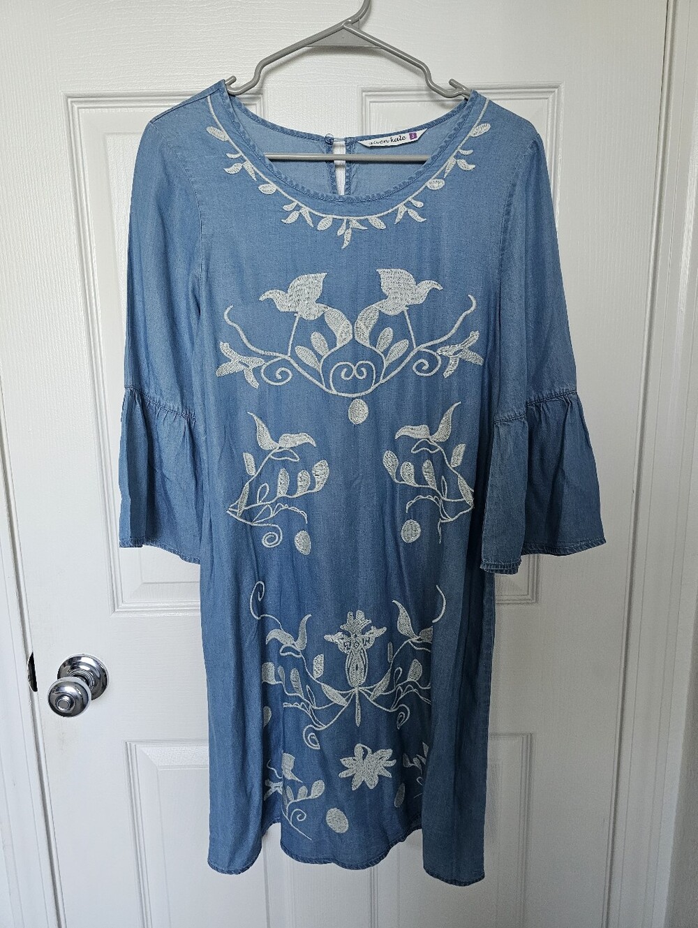 Given Kale Light Denim Embroidered Tunic - Blue Size Small